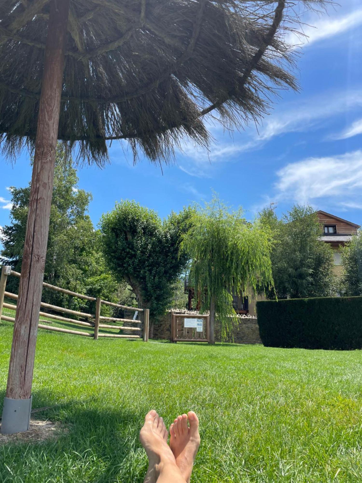 Apartamento Renovado Con Jardin Privado, Parking ,Wifi Y Piscina Osseja Exterior photo